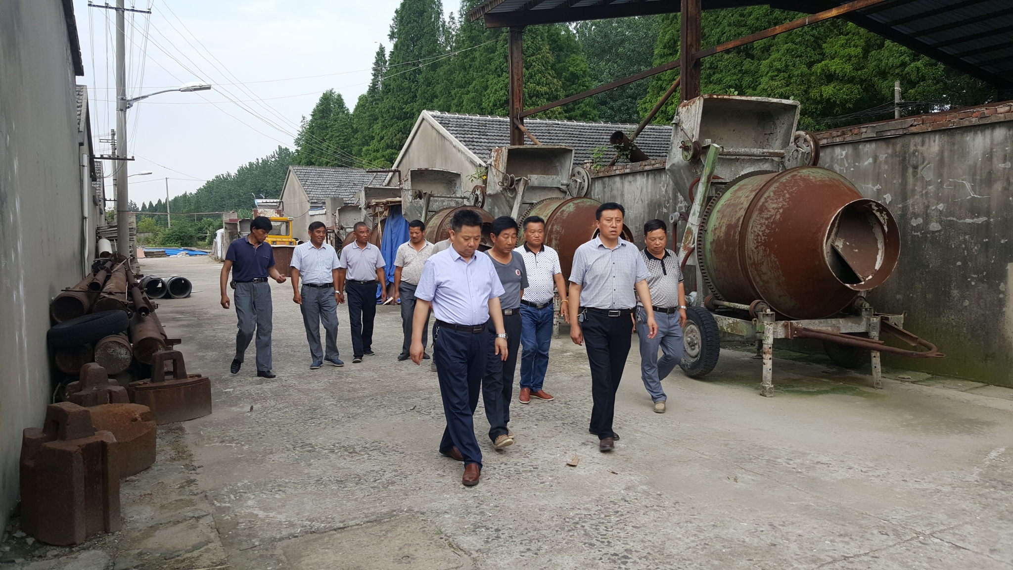 水建負(fù)責(zé)人赴租賃部門_看圖王.jpg